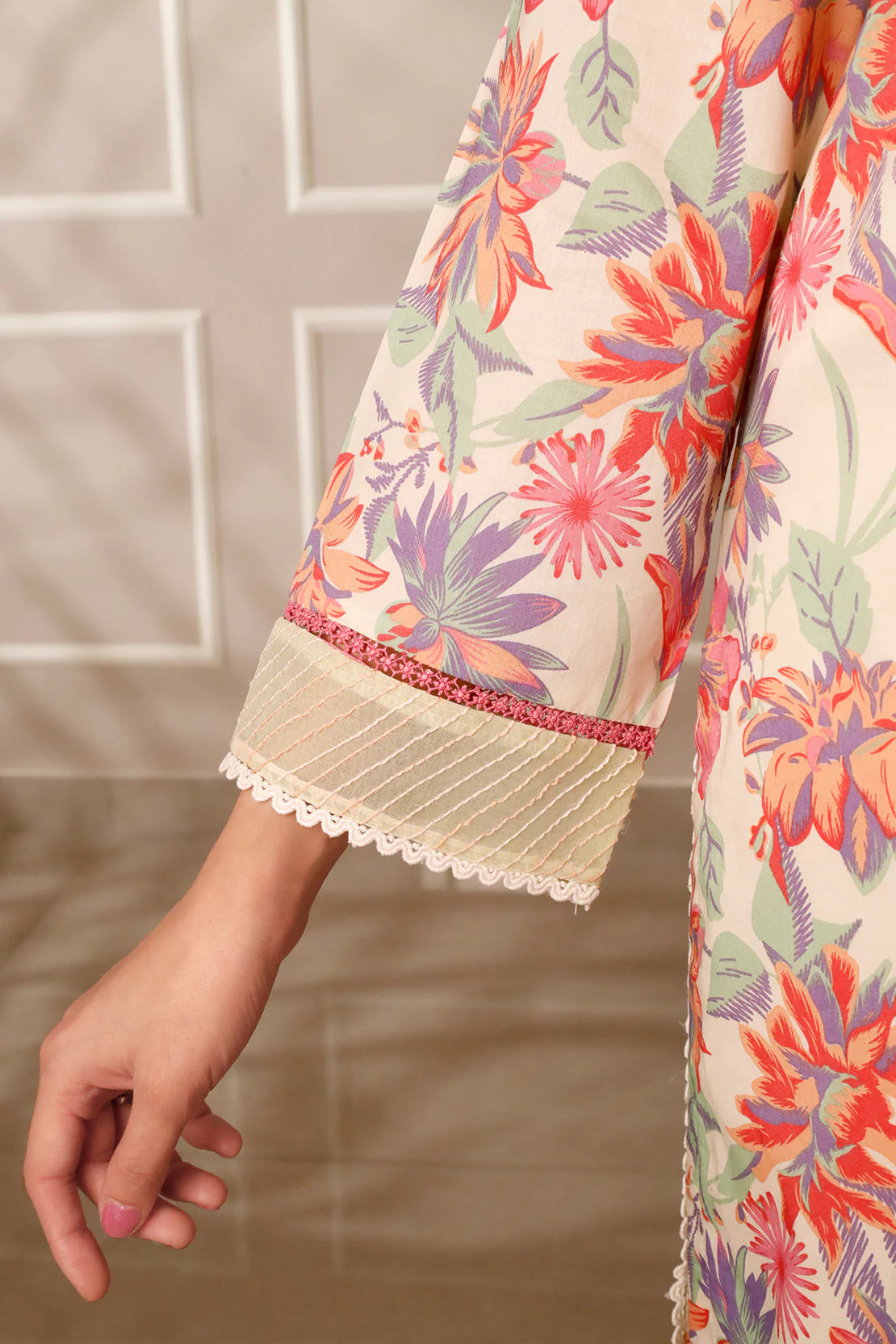 Unstitched Printed Lawn 3 Piece - Image 8