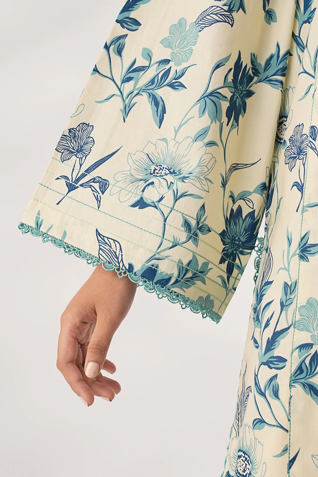 Unstitched Printed Lawn 3 Piece - Image 9