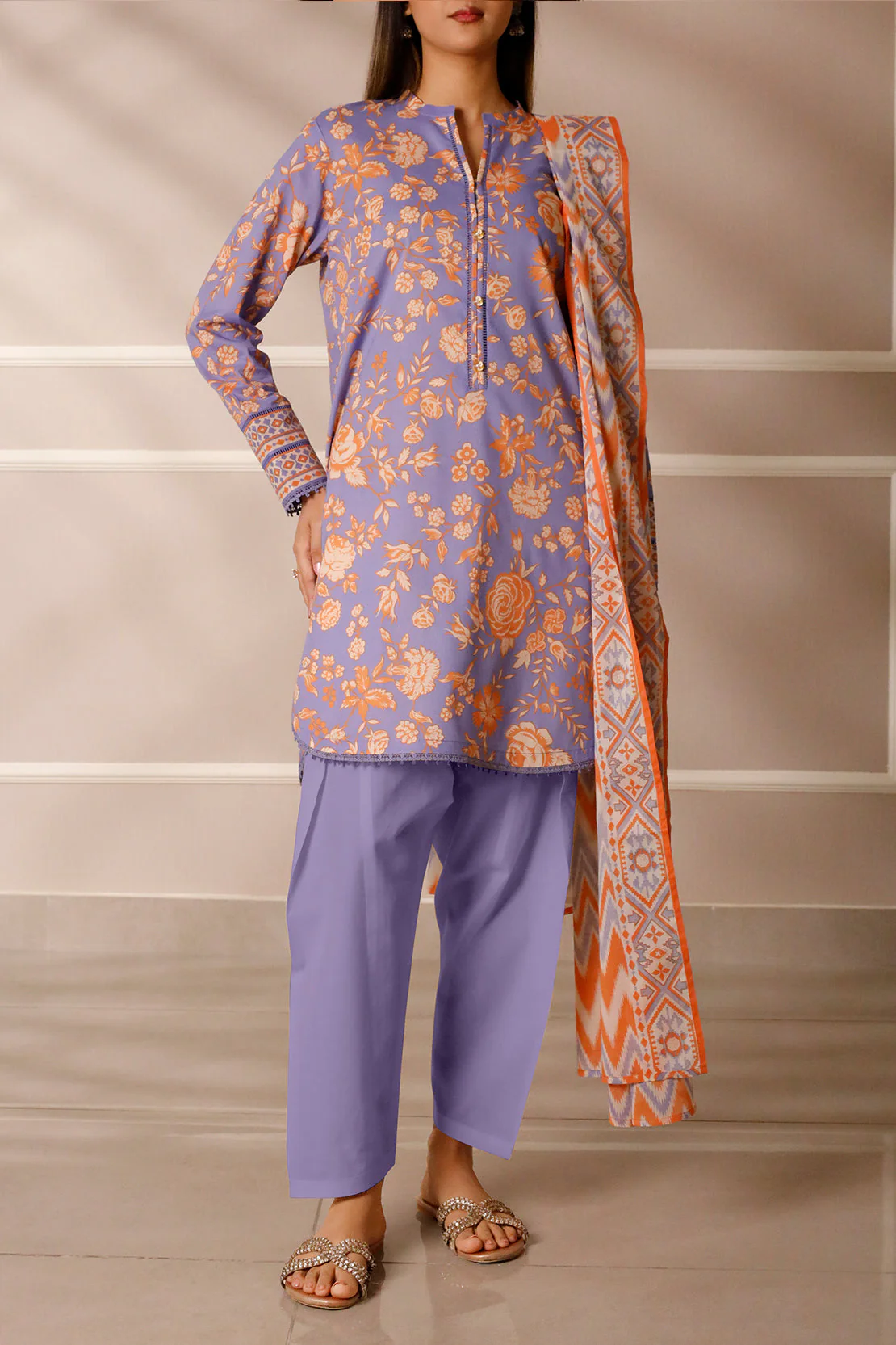 Unstitched Printed Lawn 3 Piece - Image 4
