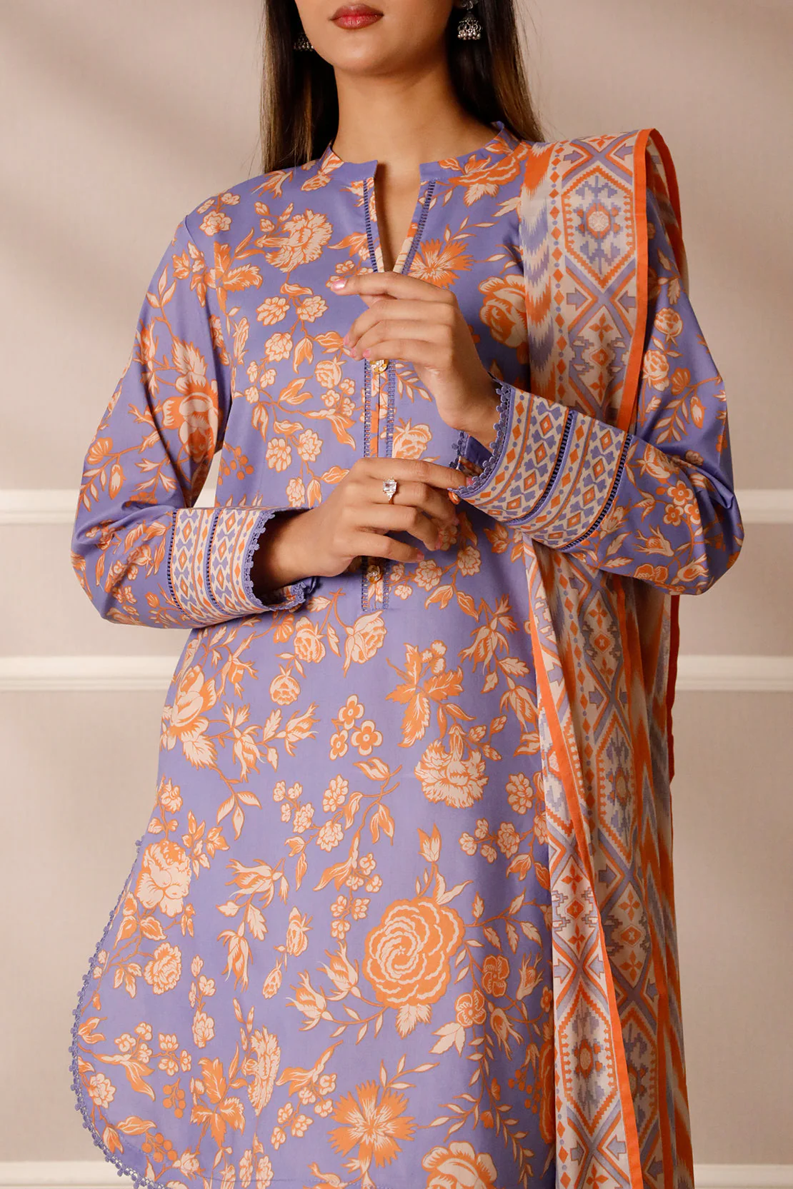 Unstitched Printed Lawn 3 Piece - Image 7