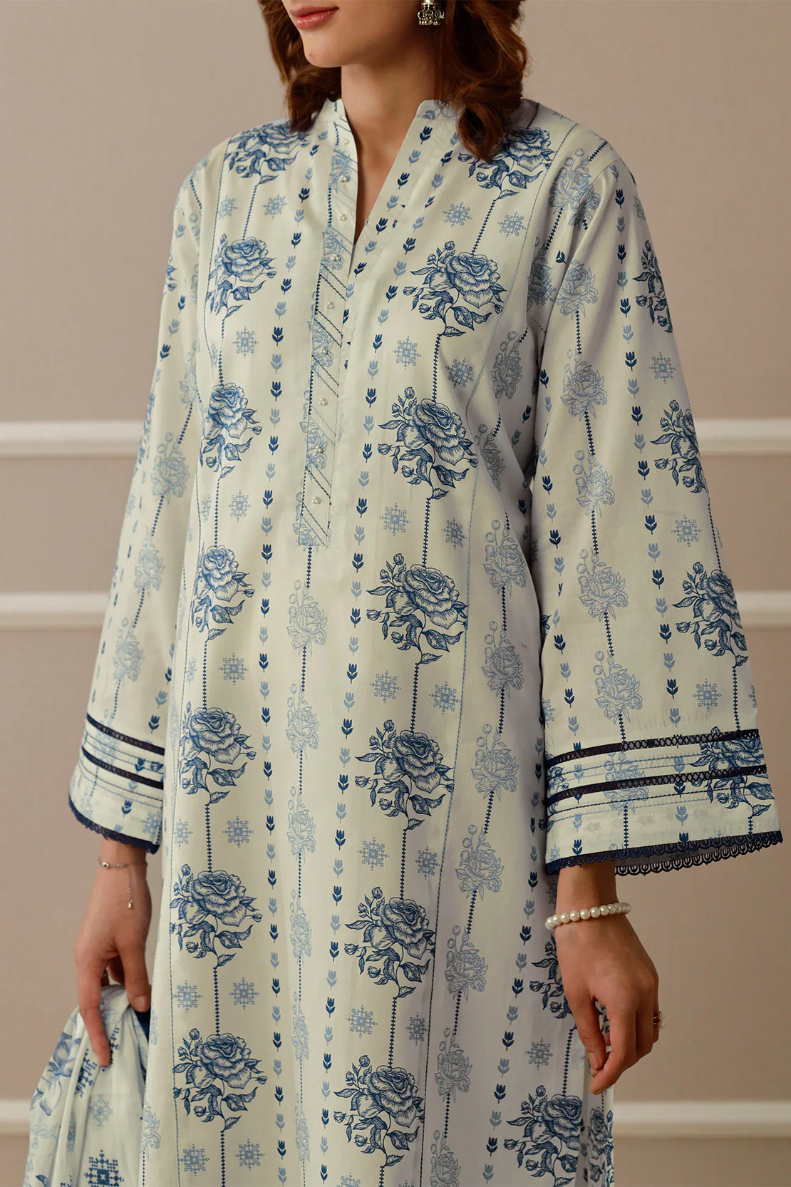 Unstitched Printed Lawn 3 Piece - Image 8