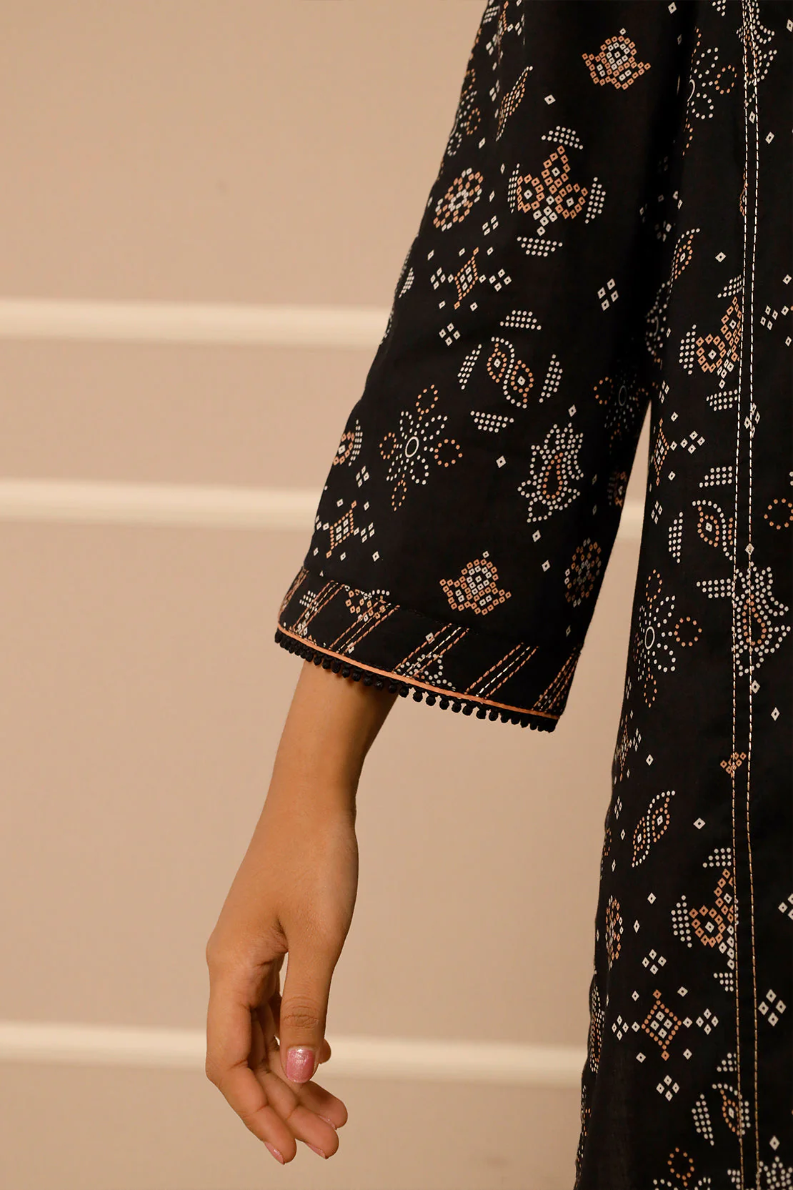 Unstitched Printed Lawn 3 Piece - Image 6