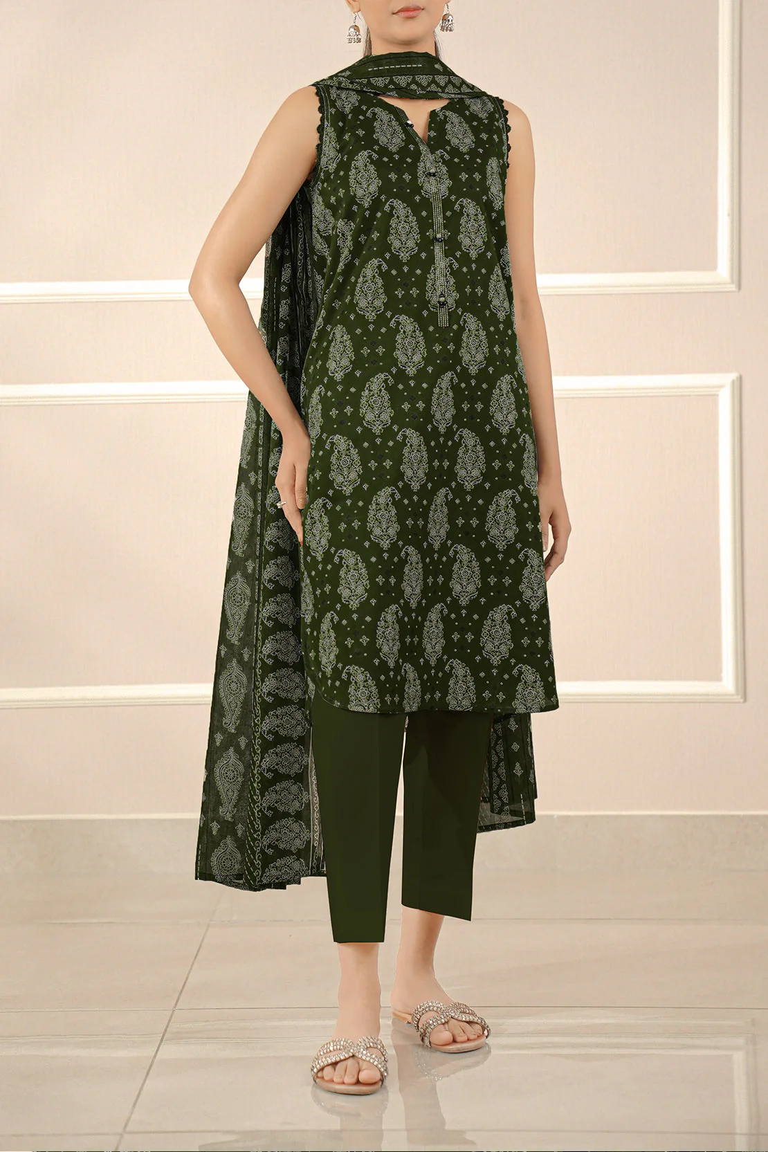 Unstitched Printed Lawn 3 Piece - Image 4