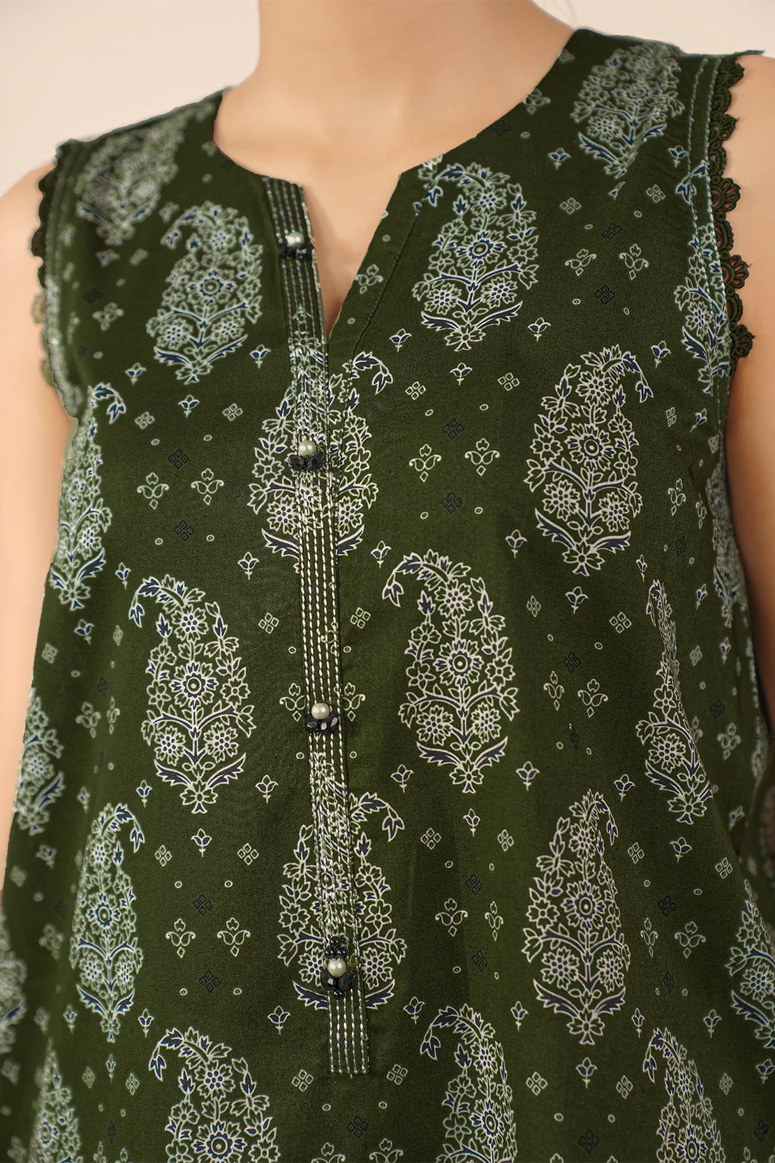Unstitched Printed Lawn 3 Piece - Image 6