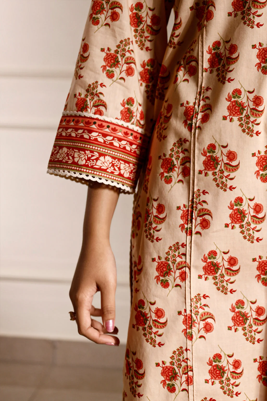 Unstitched Printed Lawn 3 Piece - Image 5