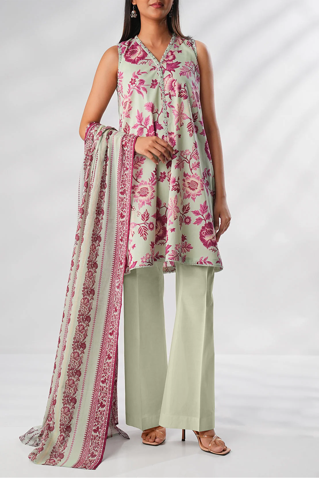 Unstitched Printed Lawn 3 Piece - Image 5