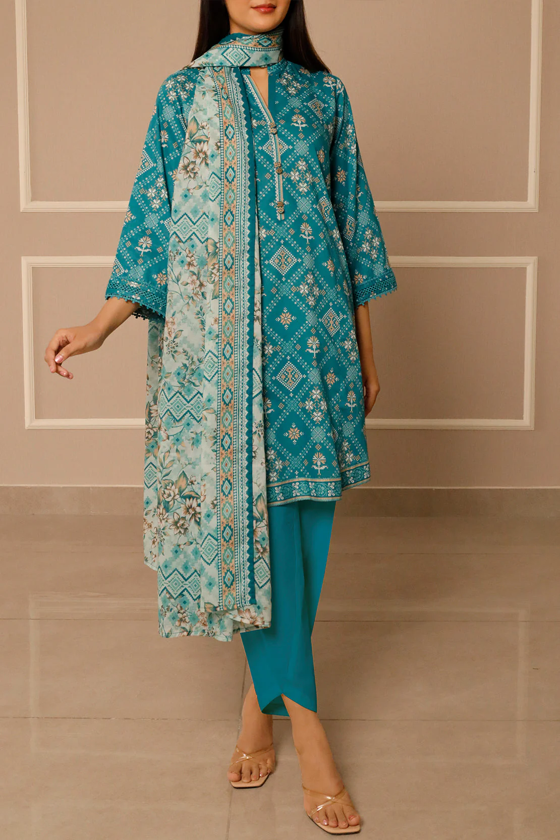Unstitched Printed Lawn 3 Piece - Image 2