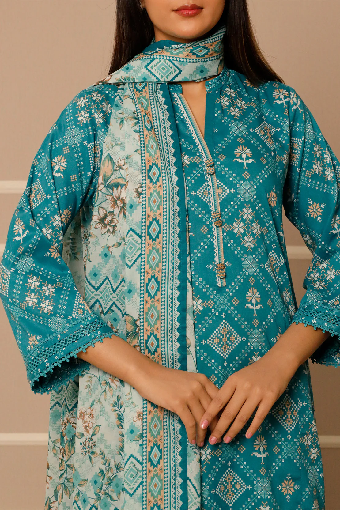 Unstitched Printed Lawn 3 Piece - Image 4