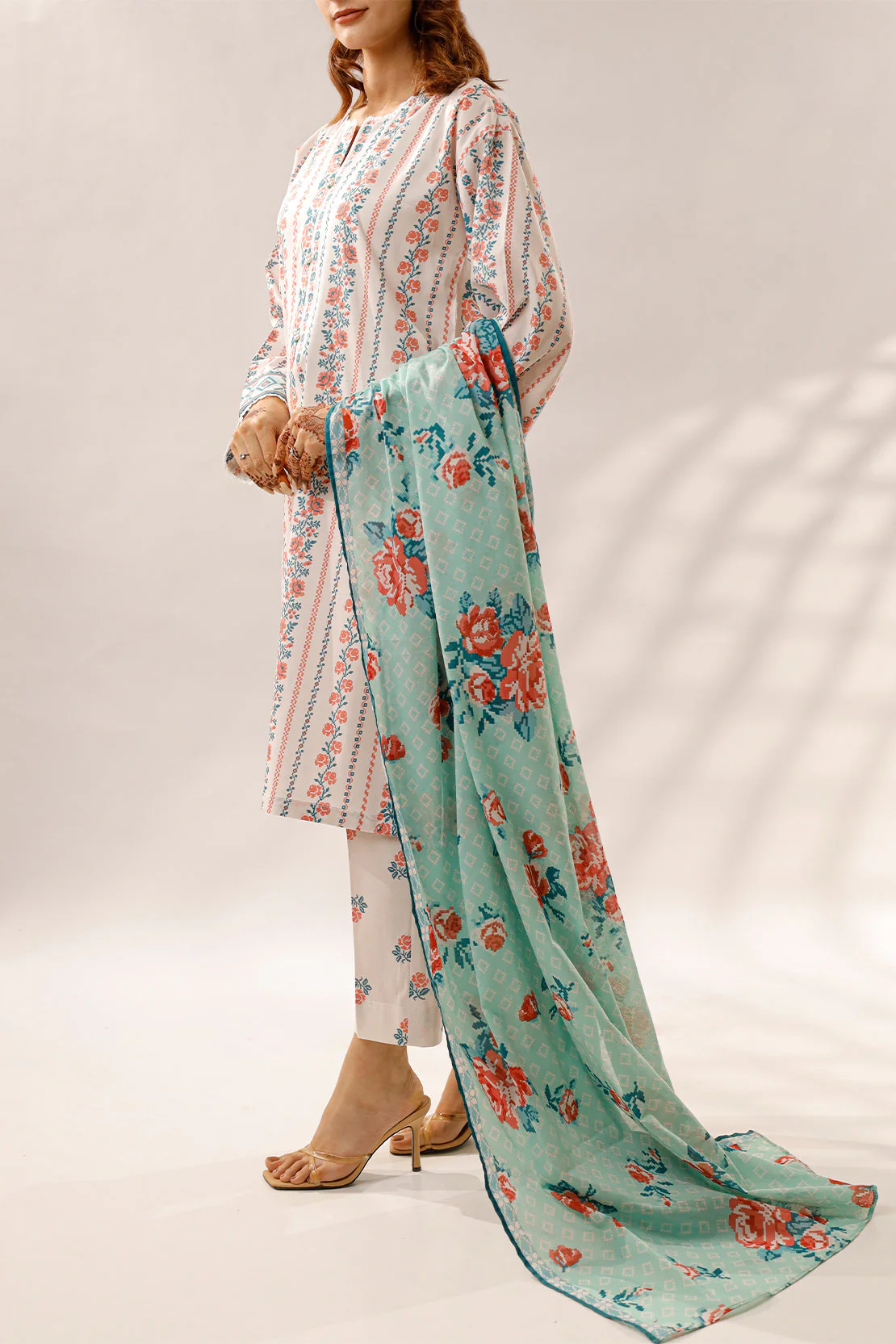 Unstitched Printed Lawn 3 Piece - Image 6