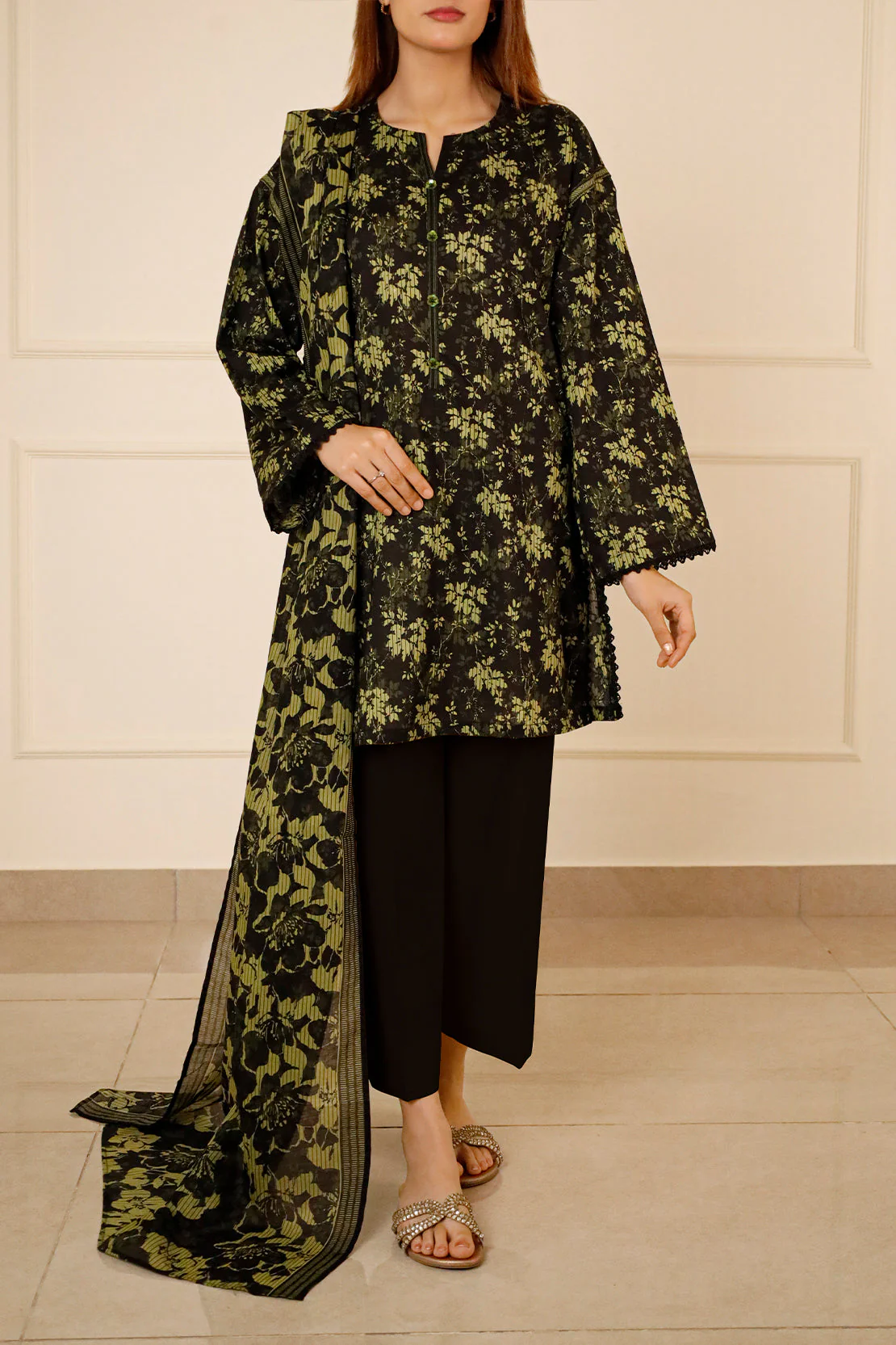 Unstitched Printed Lawn 3 Piece - Image 2