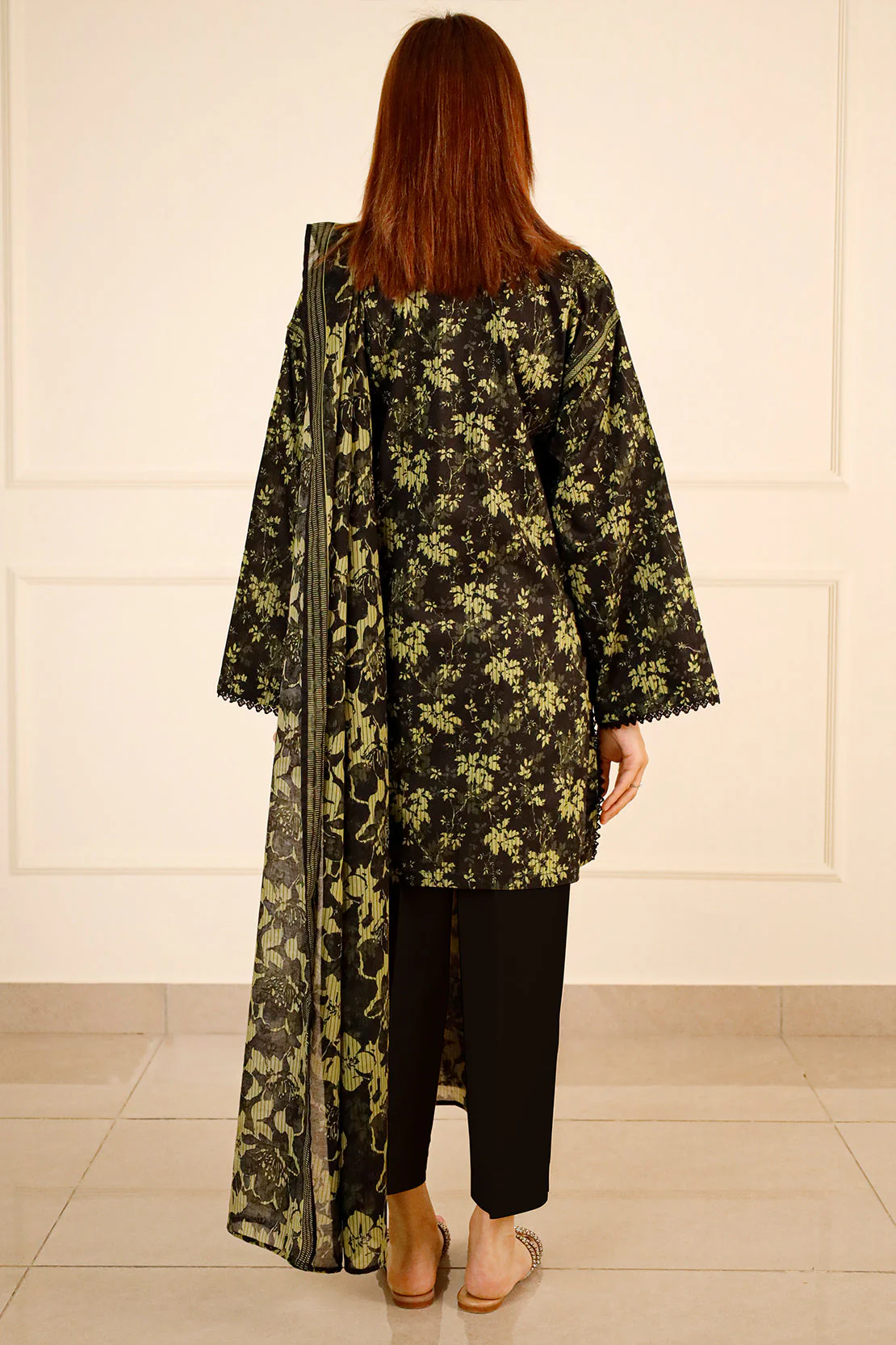 Unstitched Printed Lawn 3 Piece - Image 3