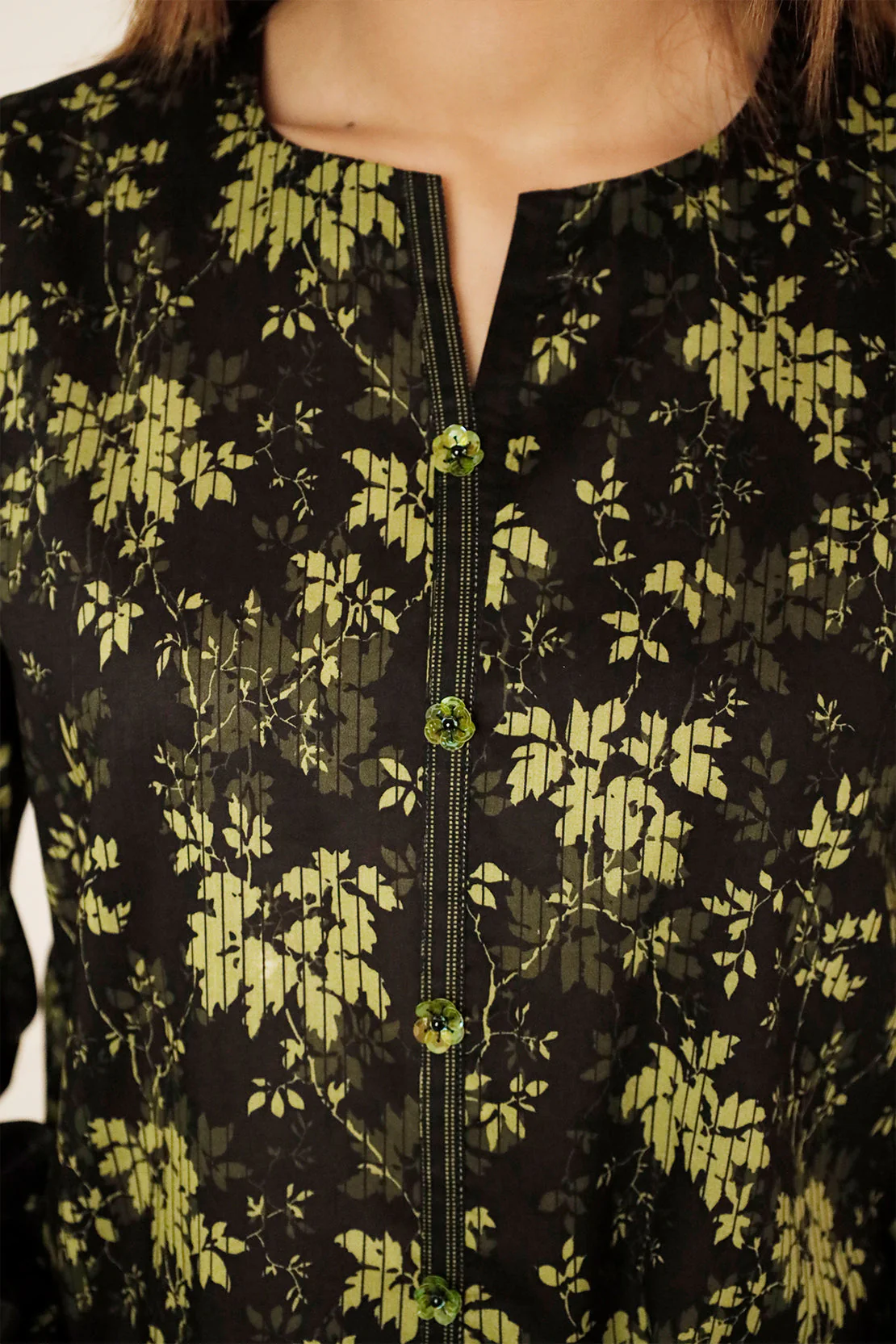 Unstitched Printed Lawn 3 Piece - Image 7