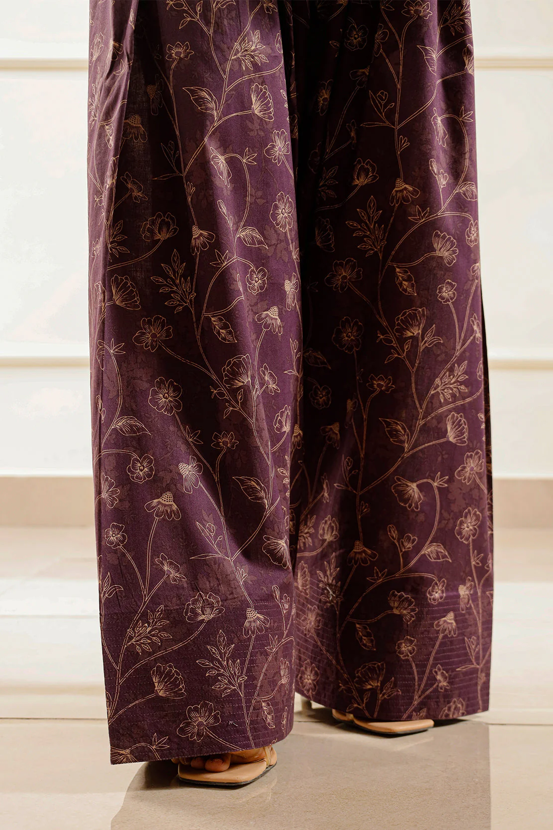 Unstitched Printed Lawn 3 Piece - Image 10