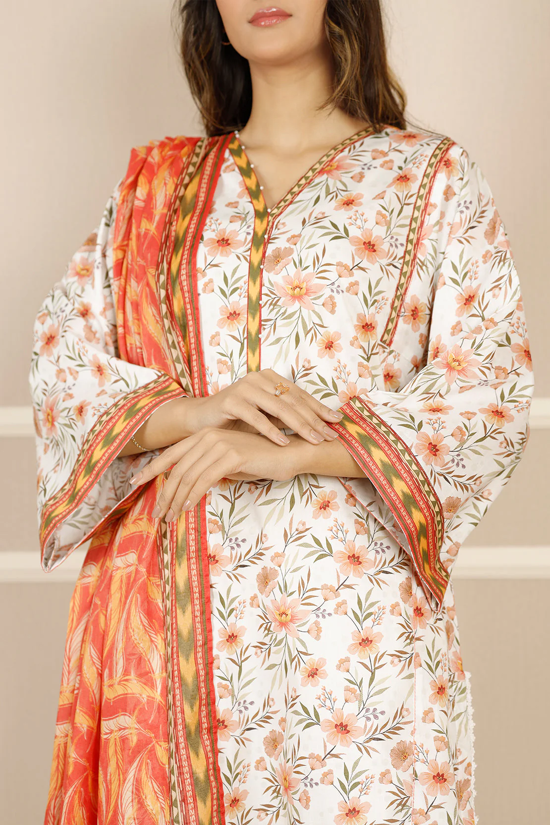 Unstitched Printed Lawn 3 Piece - Image 5