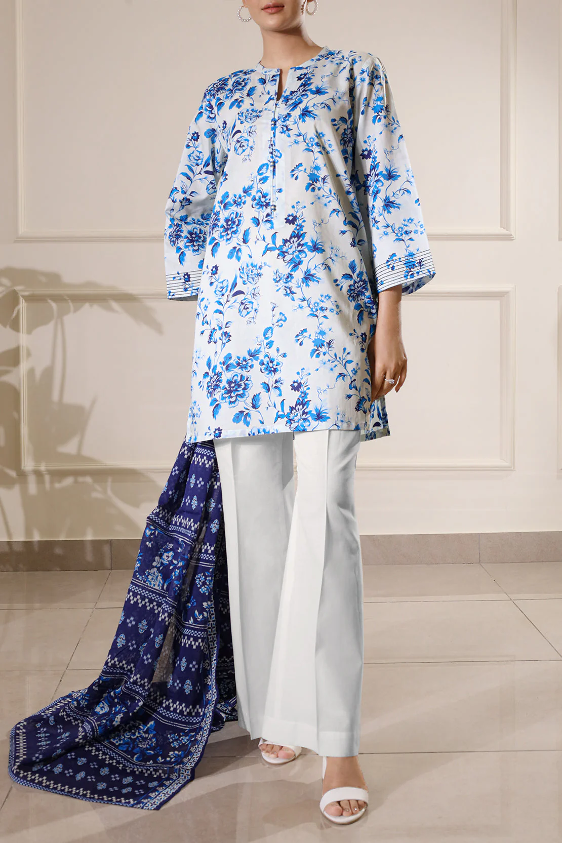 Unstitched Printed Lawn 3 Piece - Image 3