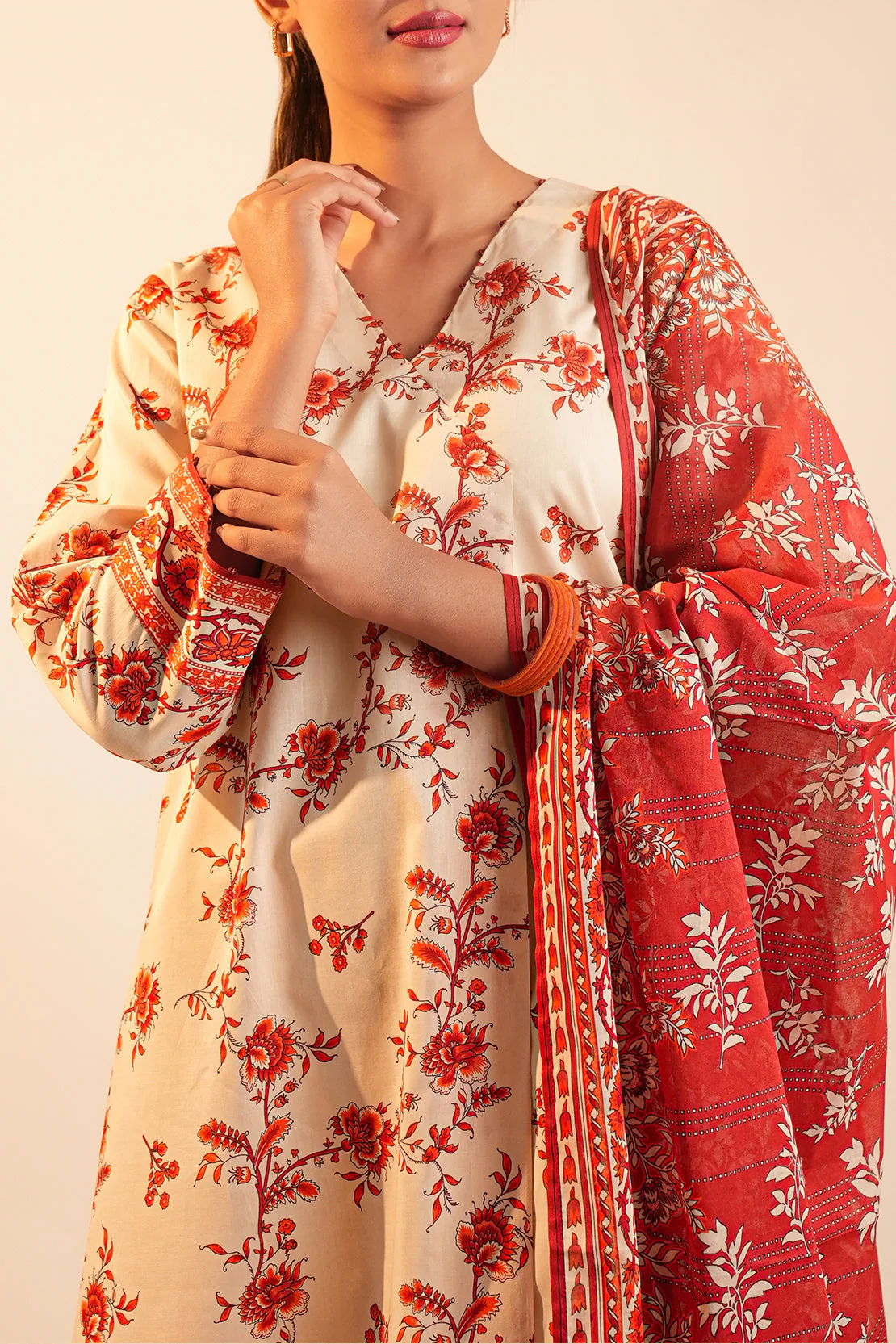 Unstitched Printed Lawn 3 Piece - Image 5