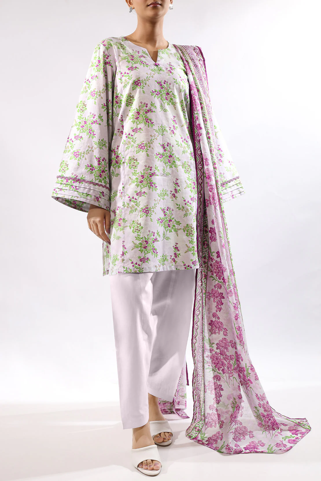 Unstitched Printed Lawn 3 Piece - Image 2