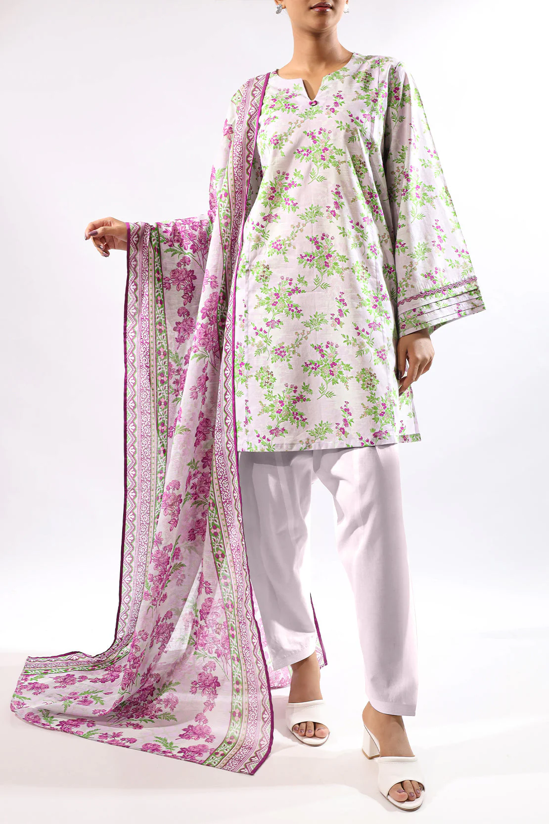 Unstitched Printed Lawn 3 Piece - Image 3