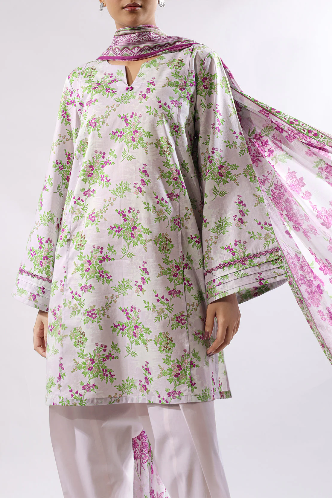 Unstitched Printed Lawn 3 Piece - Image 4