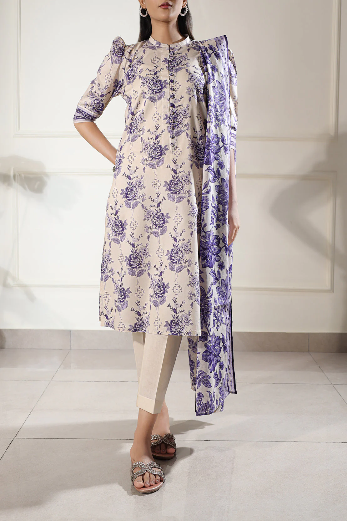 Unstitched Printed Lawn 3 Piece - Image 2