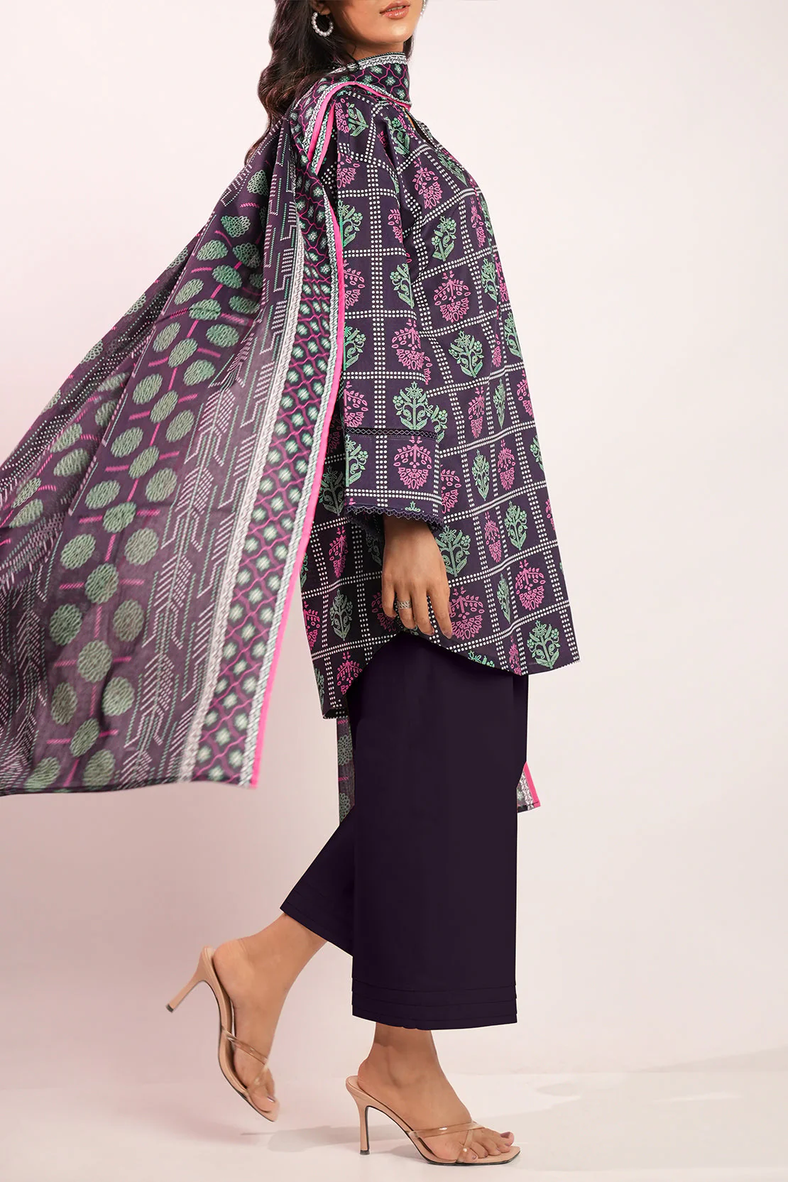 Unstitched Printed Lawn 3 Piece - Image 4