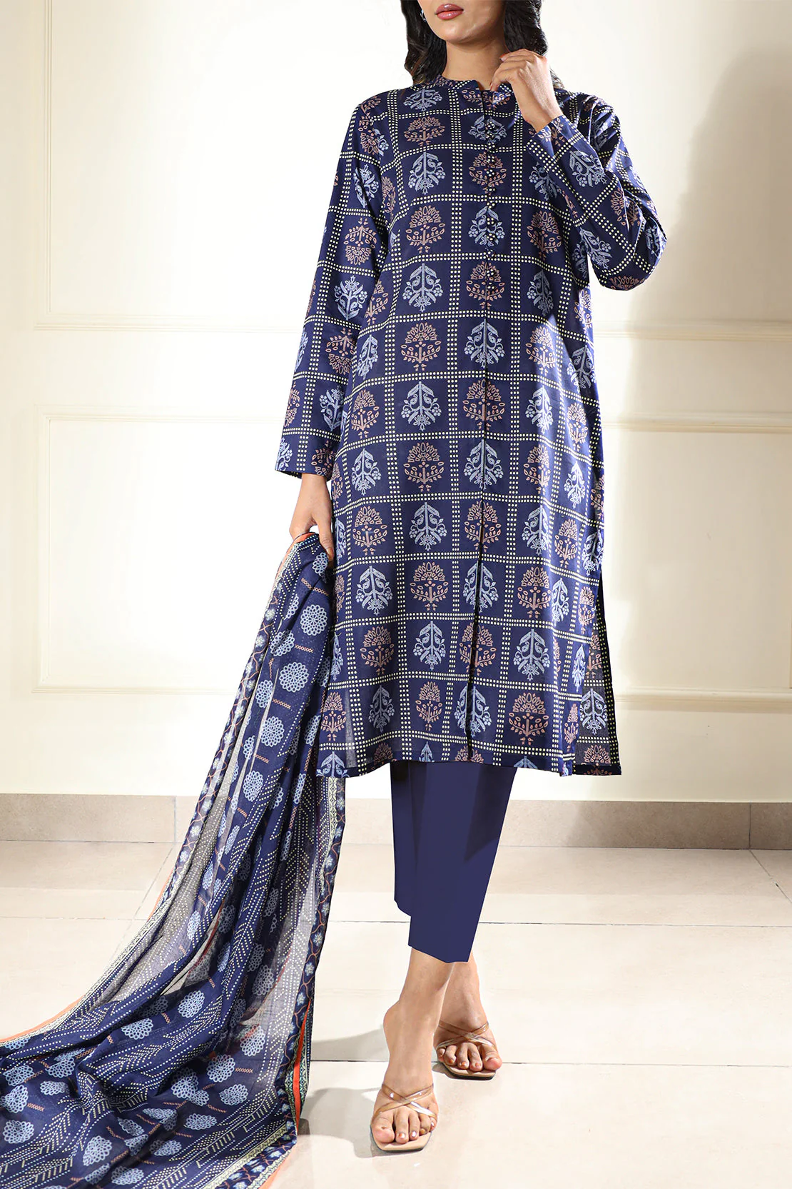 Unstitched Printed Lawn 3 Piece - Image 2