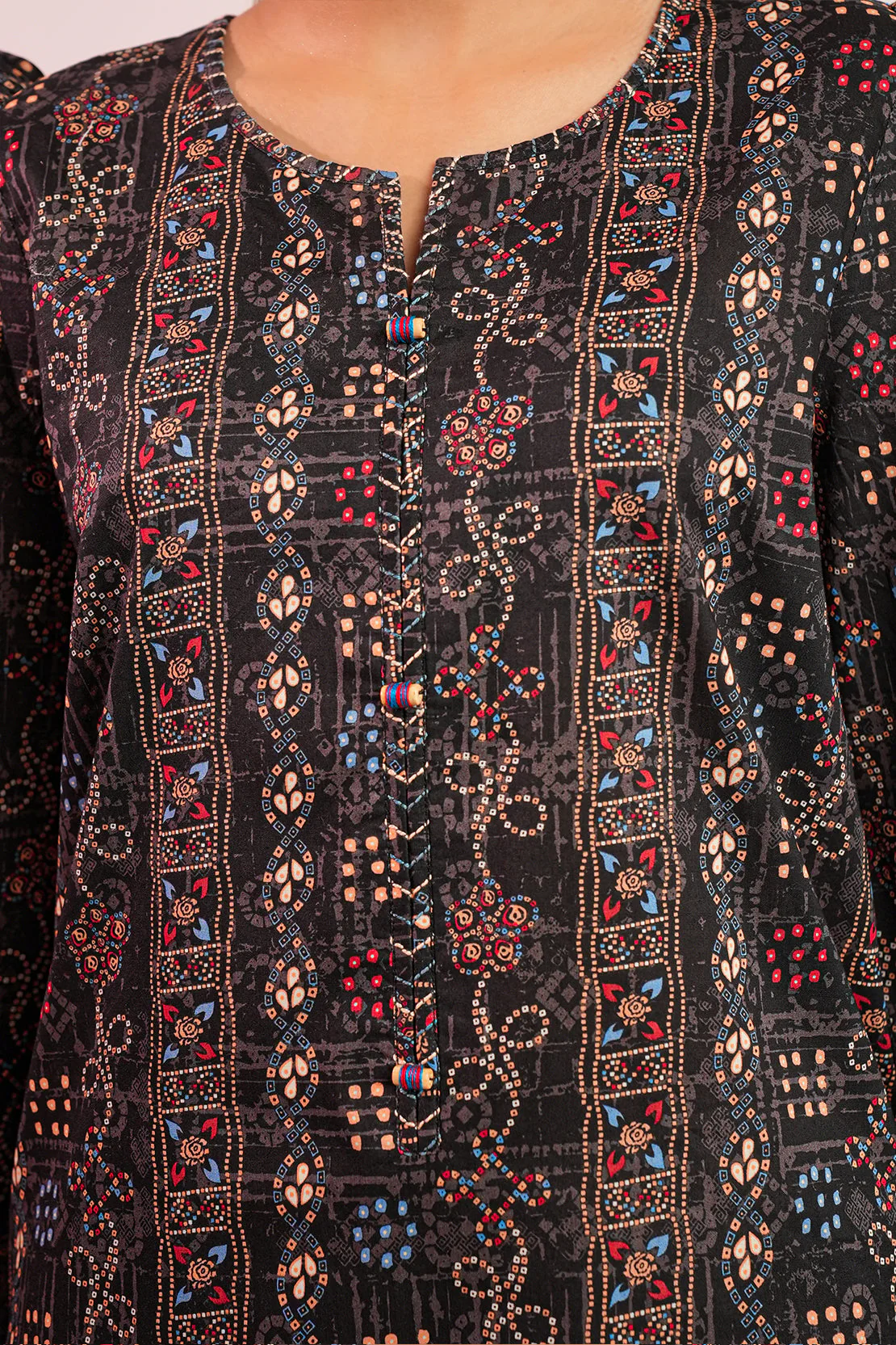 Unstitched Printed Lawn 3 Piece - Image 7