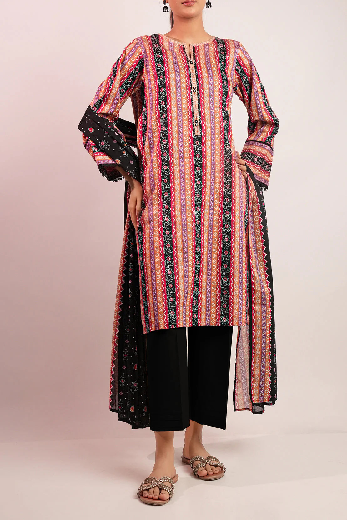 Unstitched Printed Lawn 3 Piece - Image 4