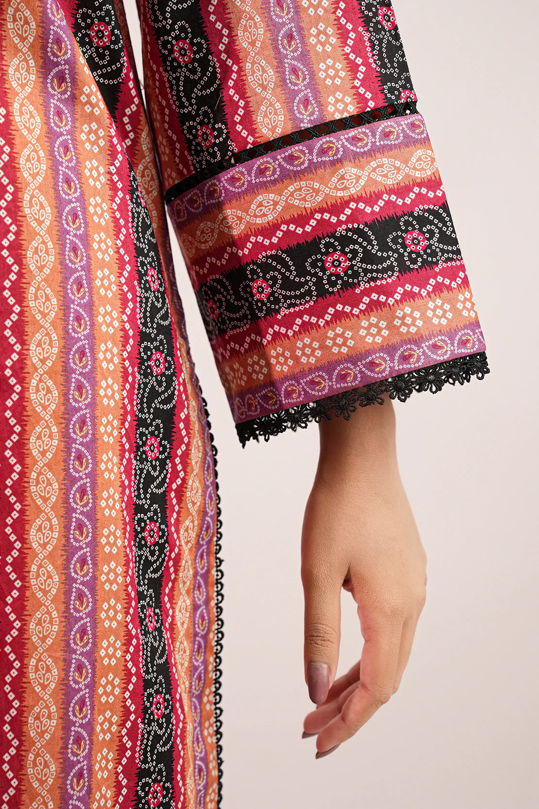 Unstitched Printed Lawn 3 Piece - Image 8
