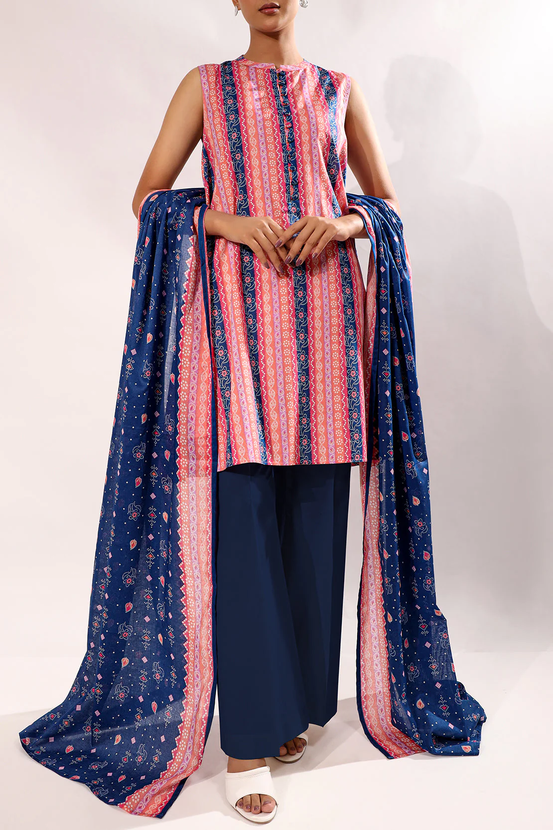 Unstitched Printed Lawn 3 Piece - Image 3
