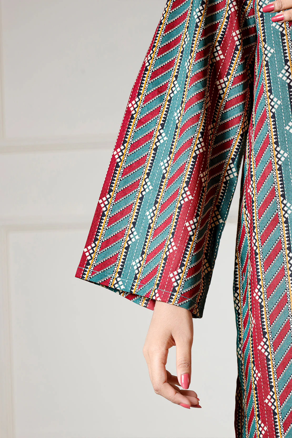 Unstitched Printed Lawn 3 Piece - Image 8