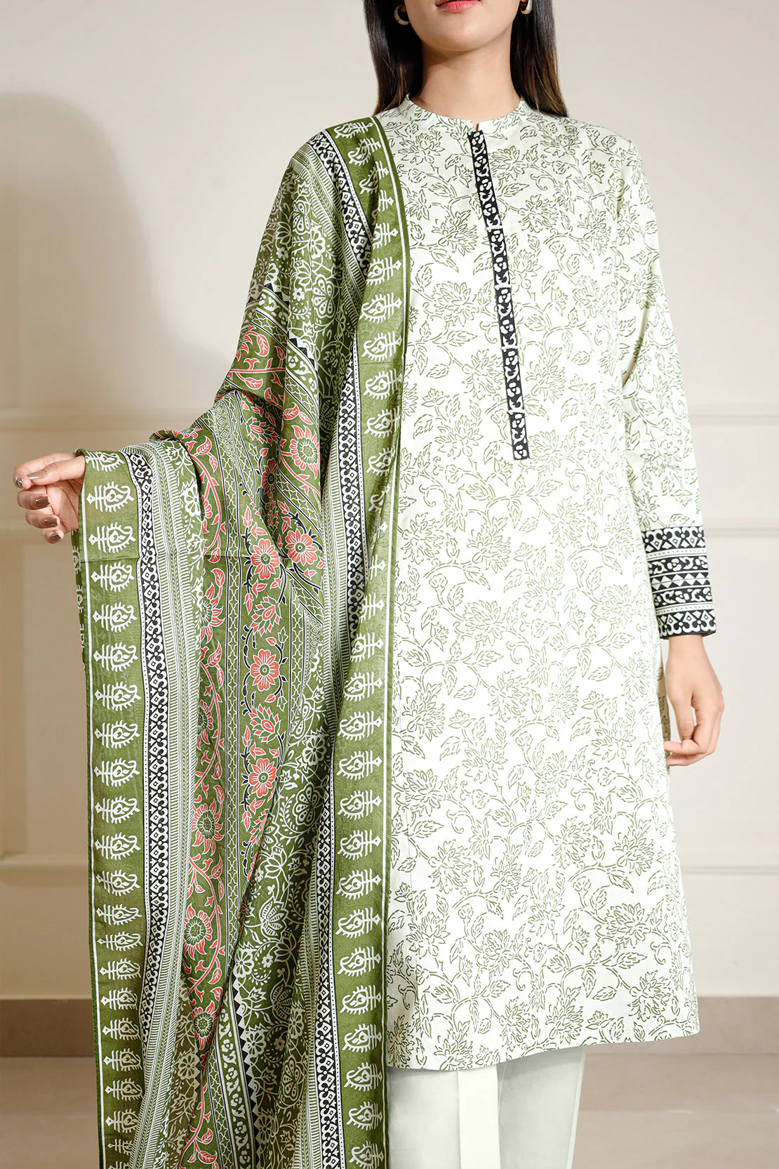 Unstitched Printed Lawn 3 Piece - Image 3
