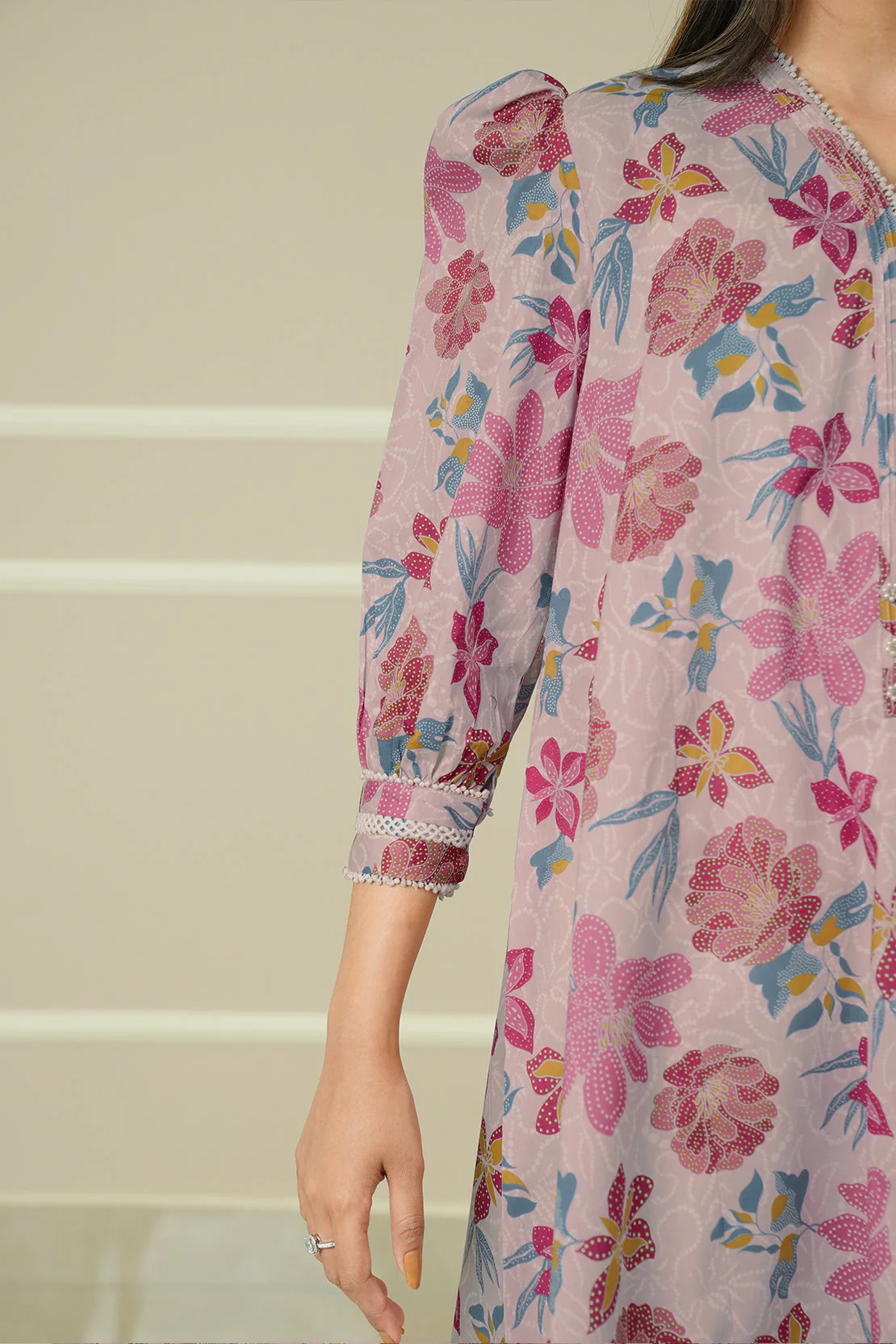 Unstitched Printed Lawn 3 Piece - Image 5
