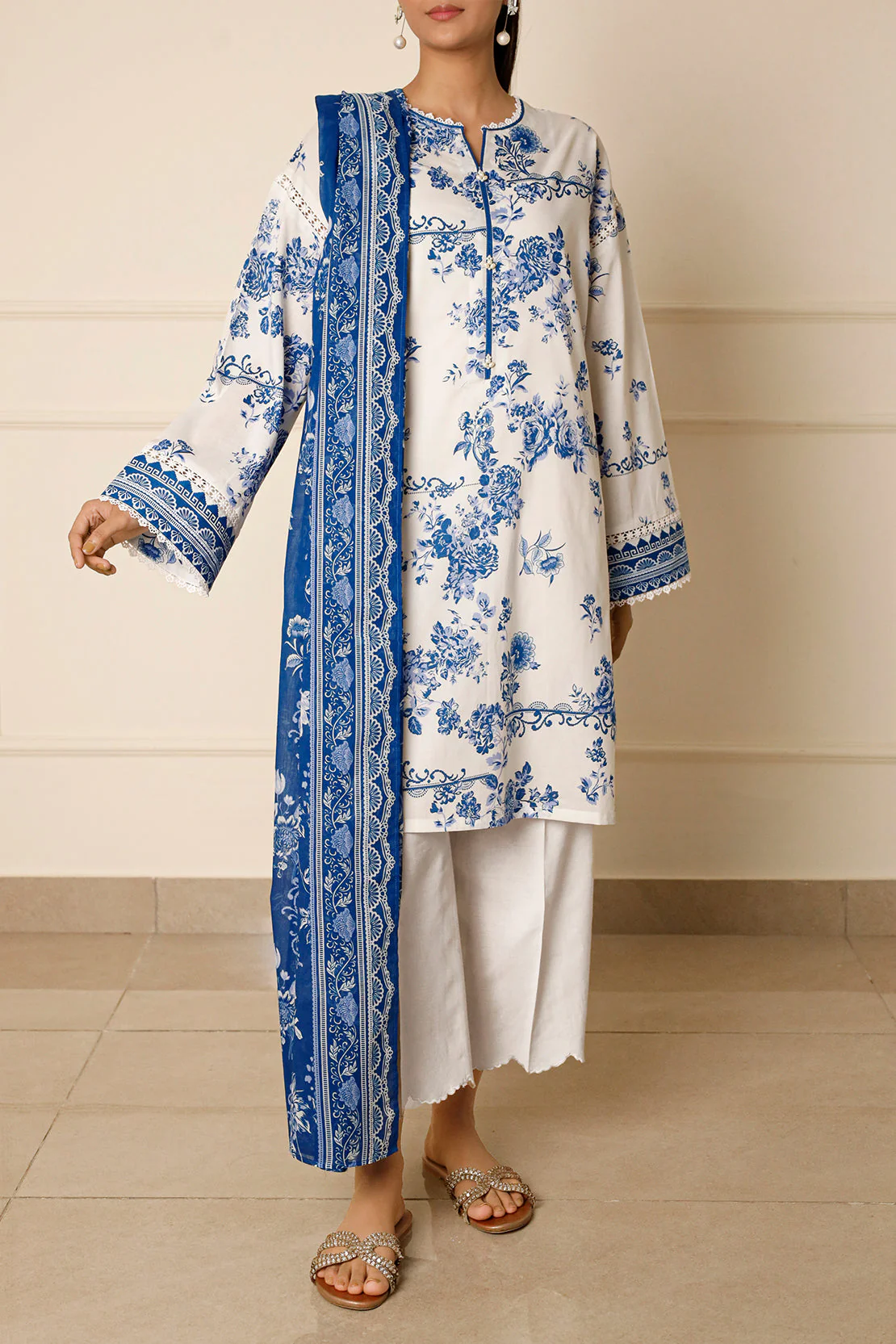 Unstitched Printed Lawn 3 Piece - Image 7