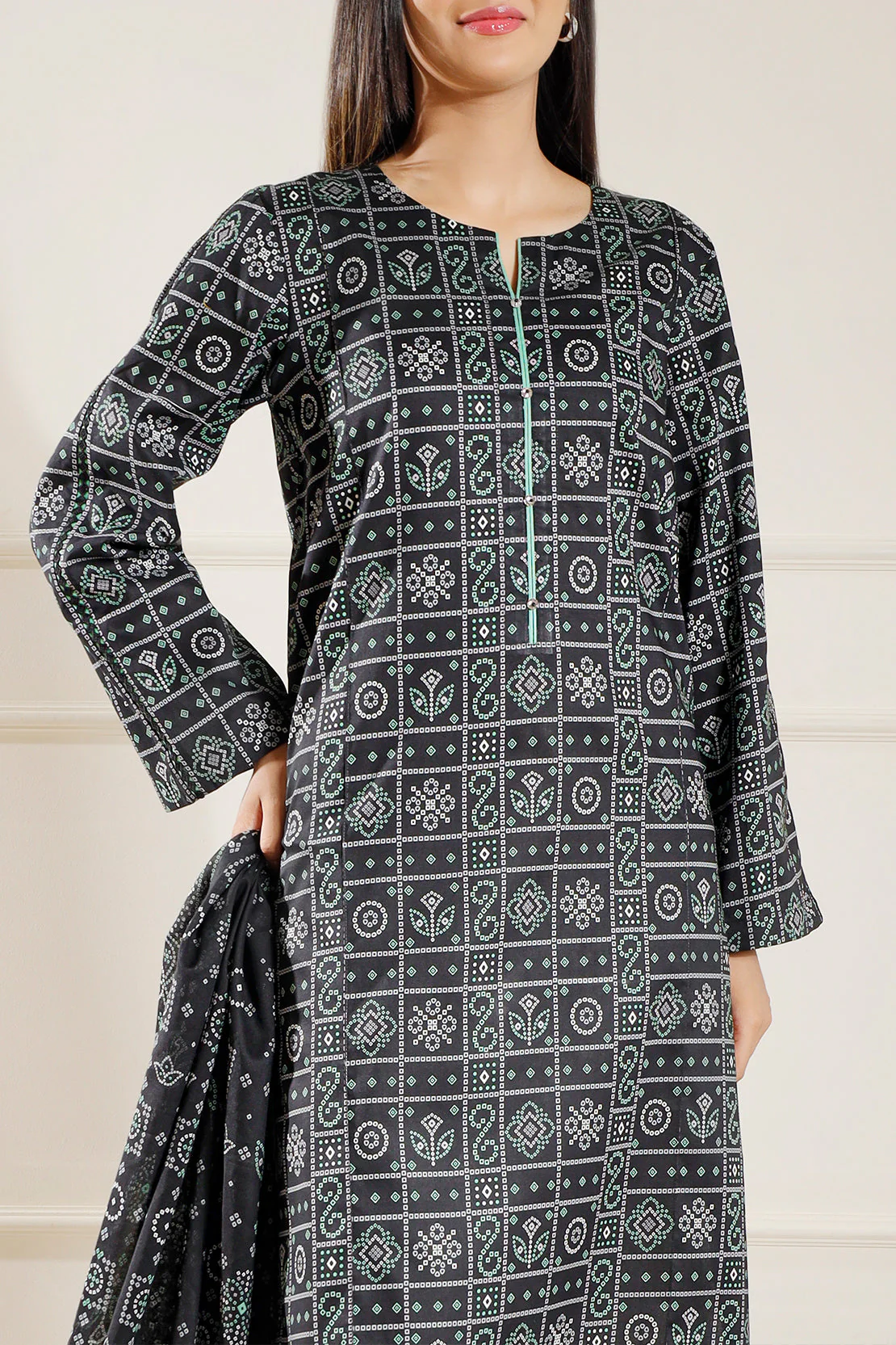 Unstitched Printed Lawn 3 Piece - Image 4