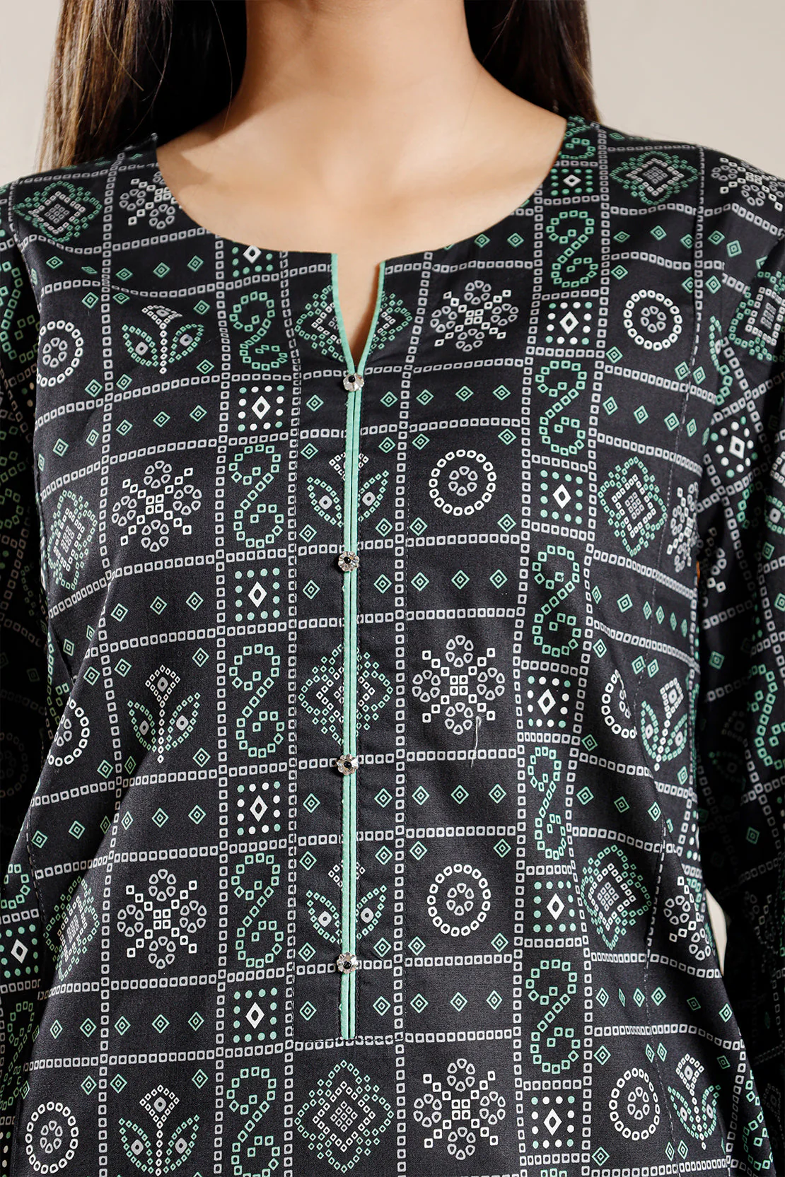 Unstitched Printed Lawn 3 Piece - Image 5
