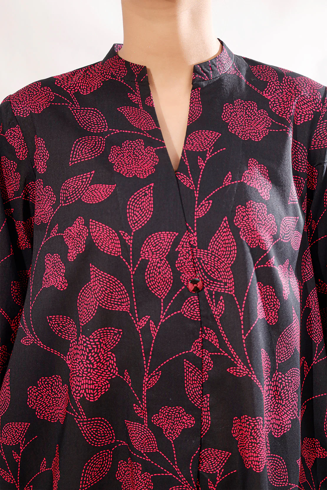 Unstitched Printed Lawn 3 Piece - Image 6