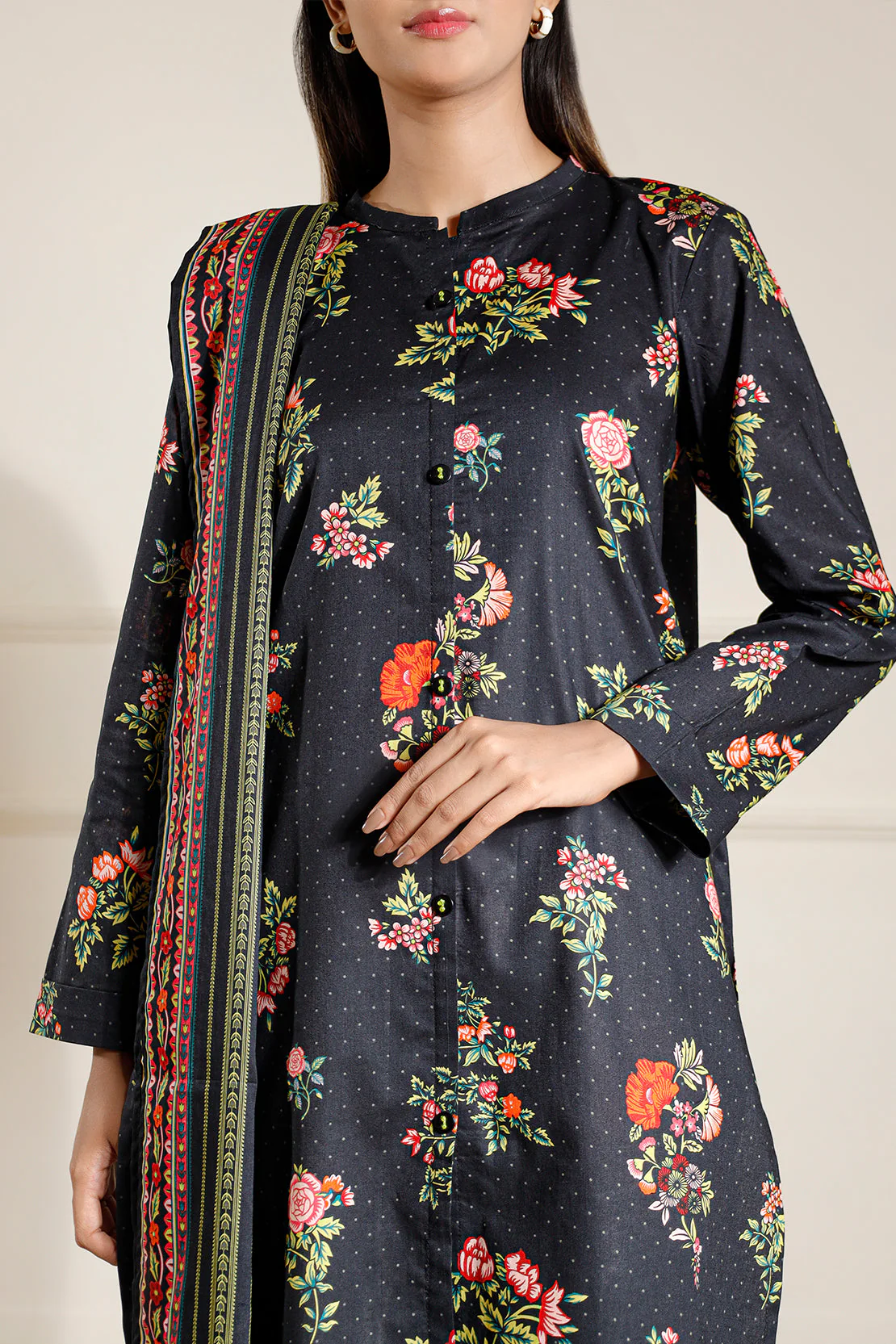 Unstitched Printed Lawn 3 Piece - Image 4