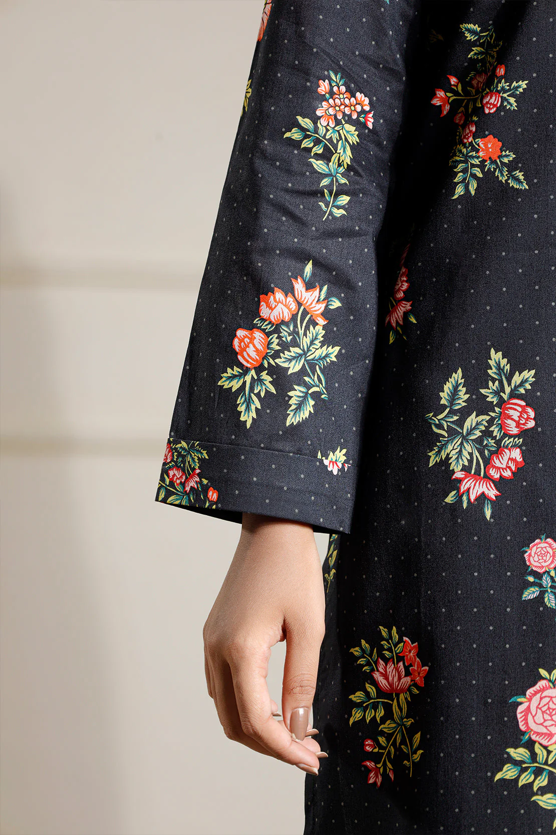 Unstitched Printed Lawn 3 Piece - Image 6