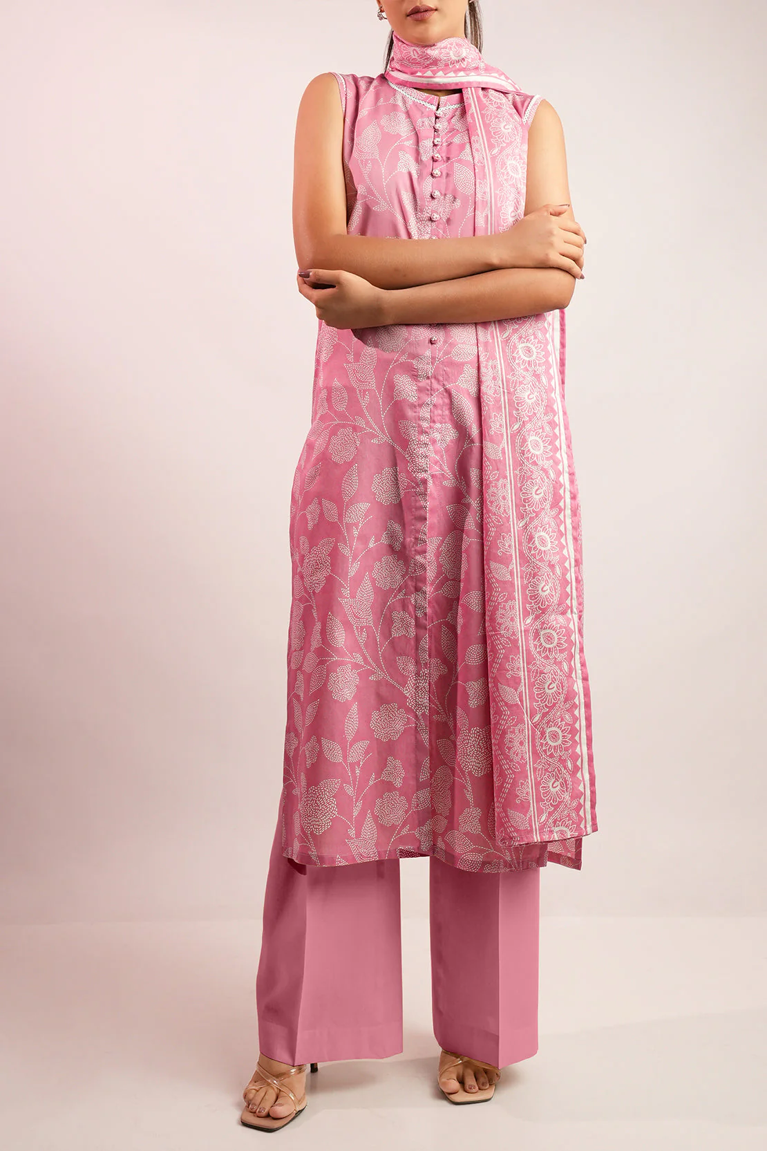 Unstitched Printed Lawn 3 Piece - Image 4