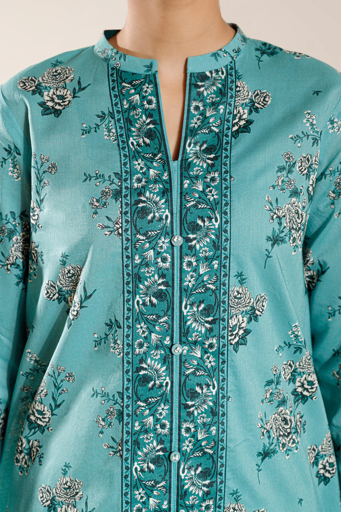 Unstitched Printed Lawn 3 Piece - Image 3