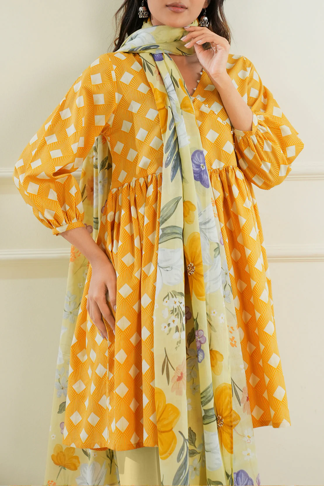 Unstitched Printed Lawn 3 Piece - Image 6