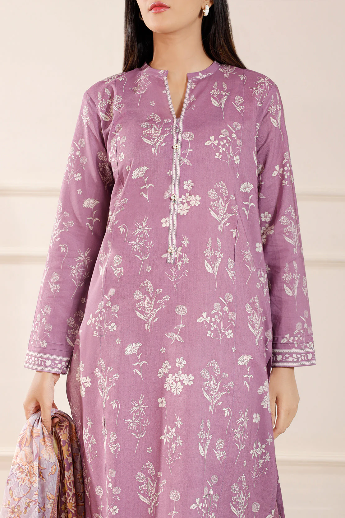 Unstitched Printed Lawn 3 Piece - Image 4