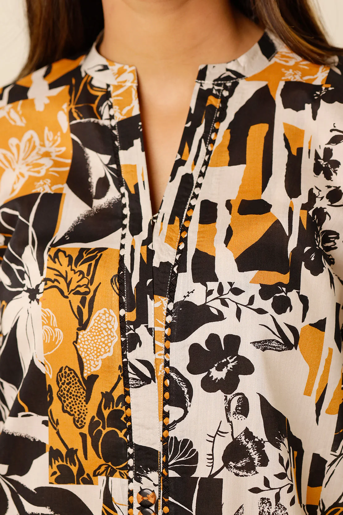 Unstitched Printed Lawn 3 Piece - Image 8