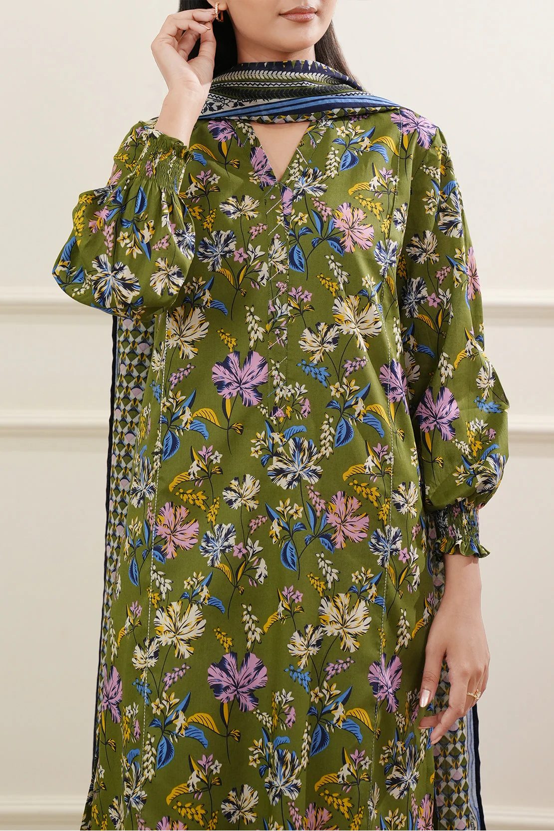 Unstitched Printed Lawn 3 Piece - Image 6