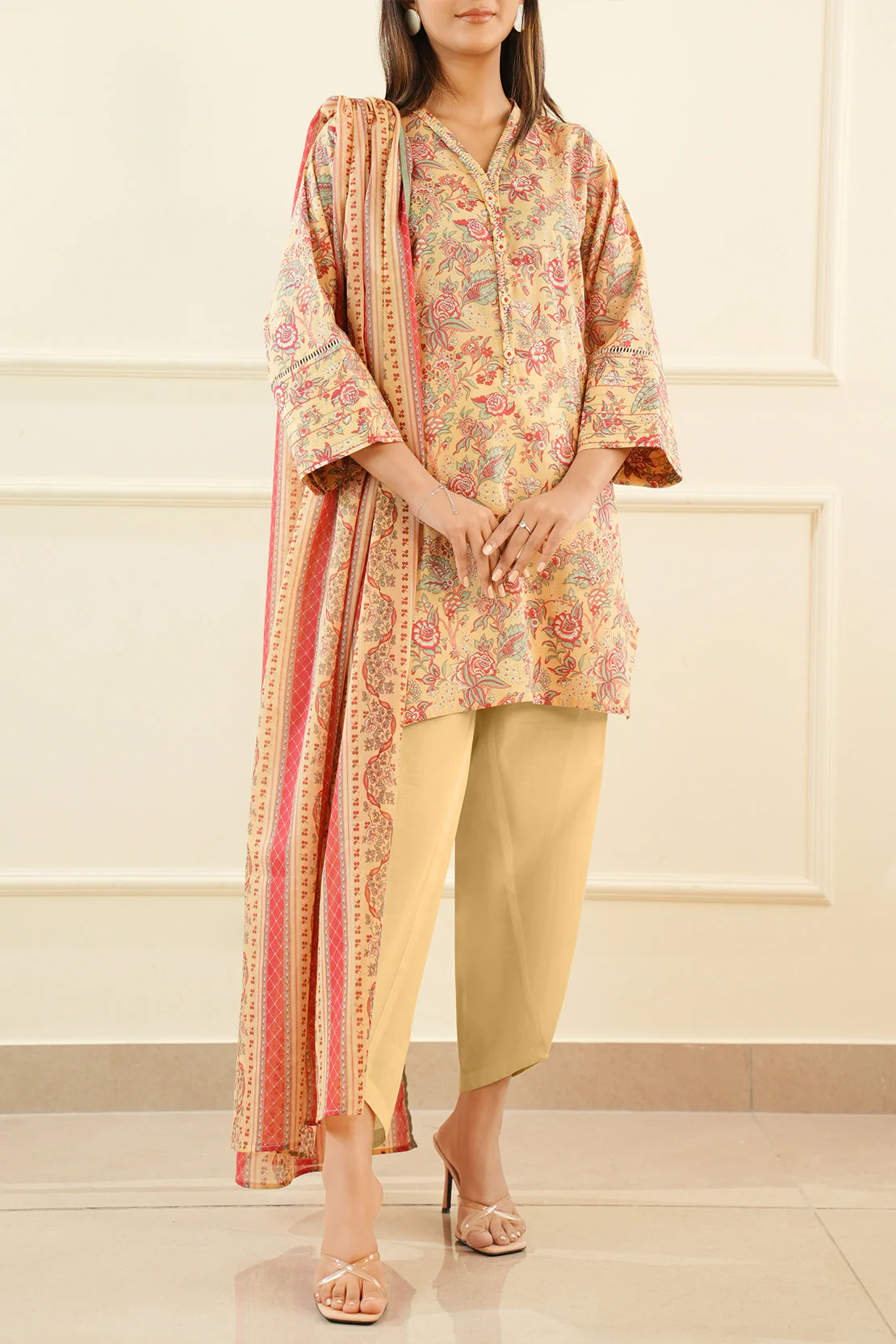 Unstitched Printed Lawn 3 Piece - Image 3
