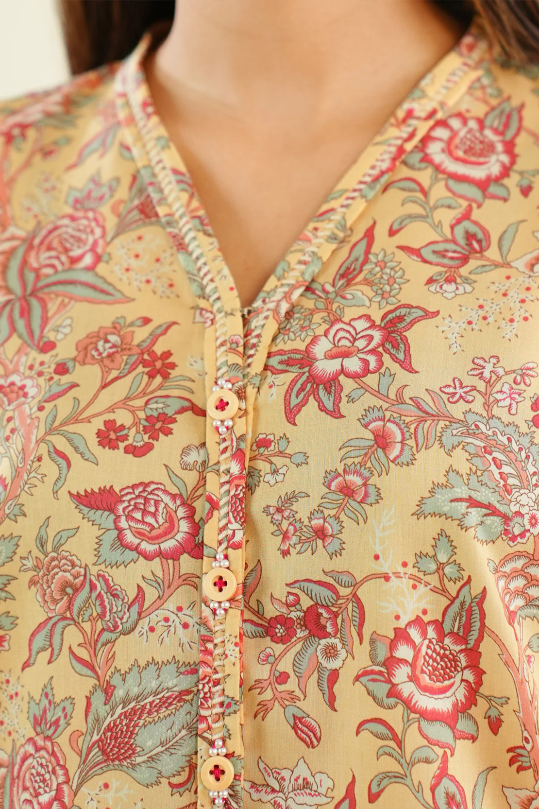 Unstitched Printed Lawn 3 Piece - Image 6