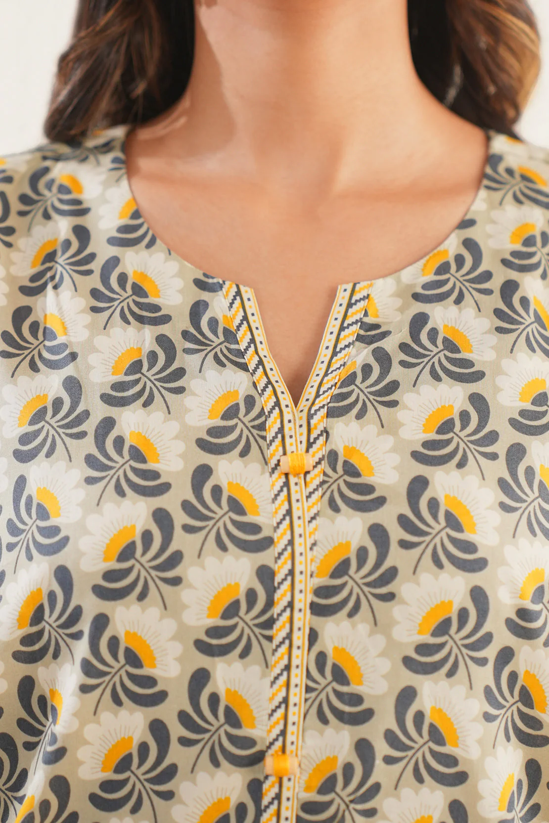 Unstitched Printed Lawn 3 Piece - Image 6