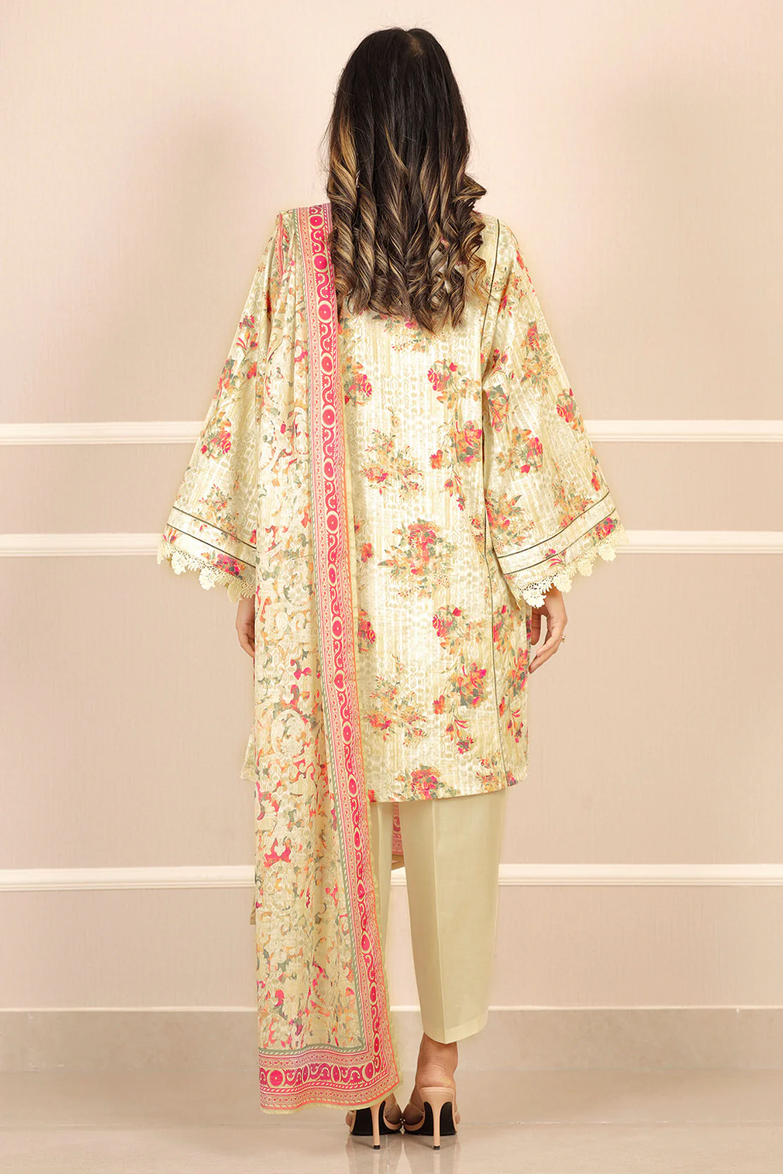 Unstitched Printed Lawn 3 Piece - Image 2