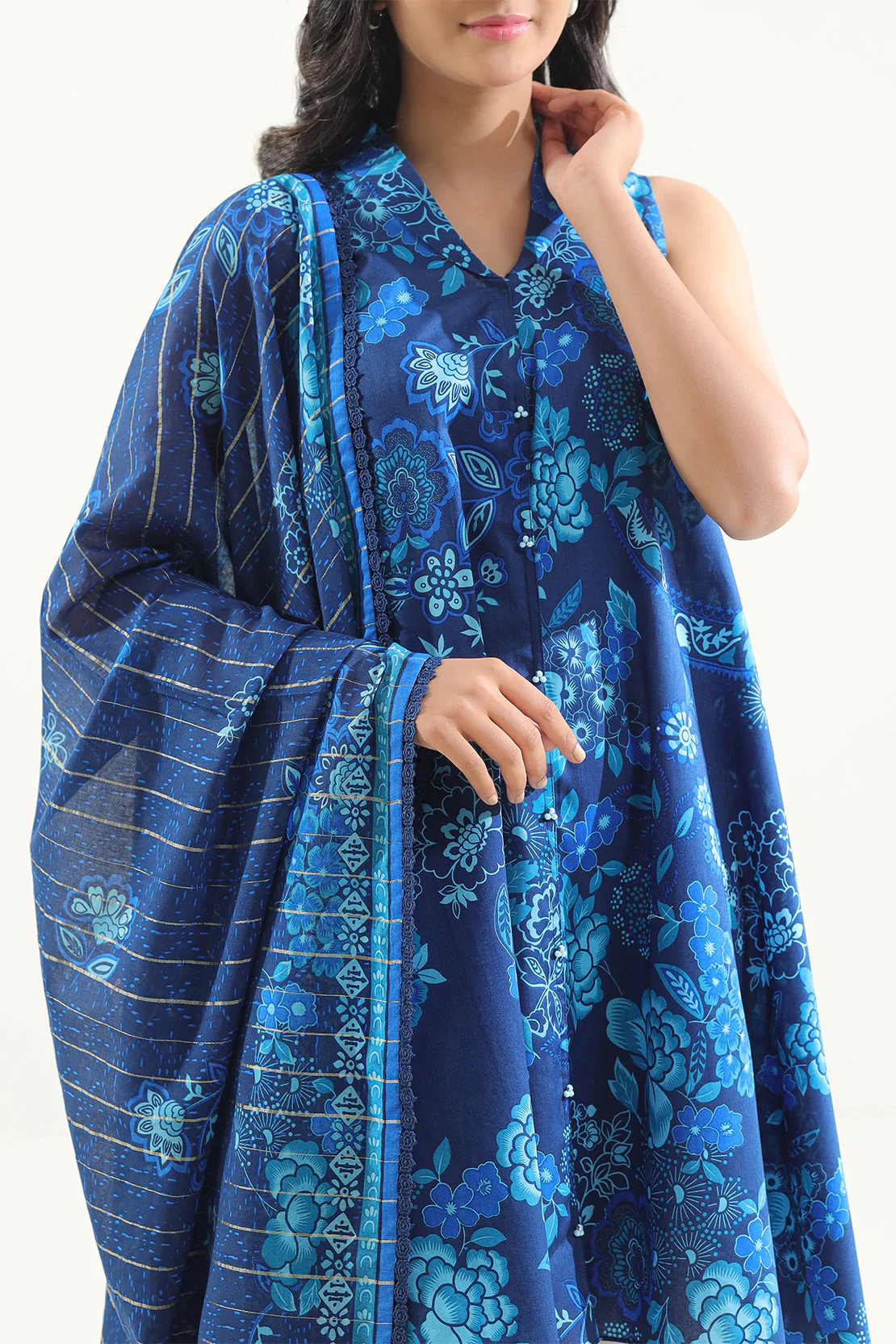 Unstitched Printed Lawn 3 Piece - Image 2